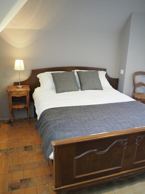 Bed and Breakfast Les Grands-Aulnais Cossé-le-Vivien Zewnętrze zdjęcie