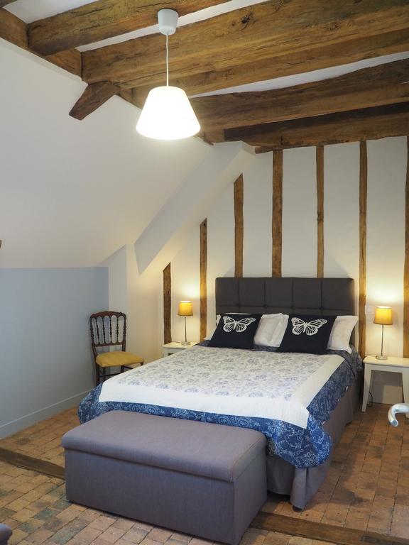 Bed and Breakfast Les Grands-Aulnais Cossé-le-Vivien Zewnętrze zdjęcie